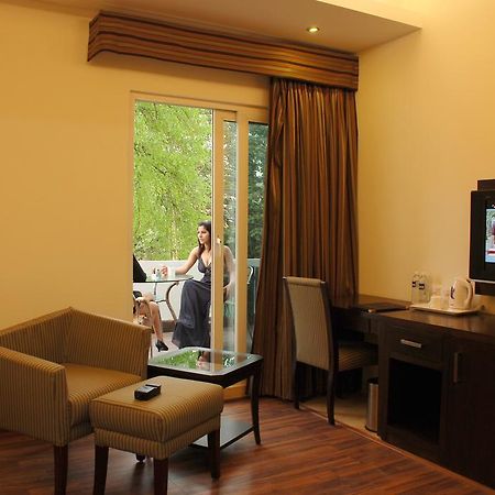 Jht Hotels นิวเดลี ภายนอก รูปภาพ